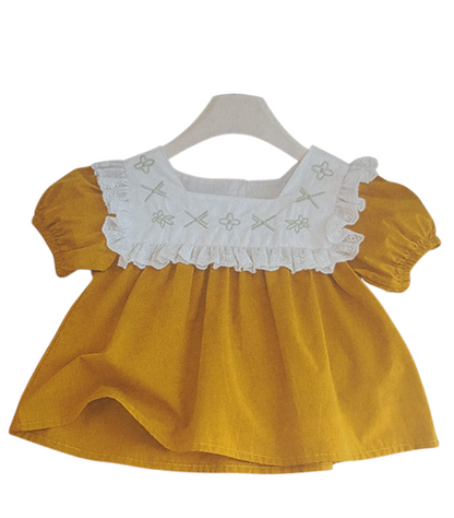 D14 - Cute Ruffle top